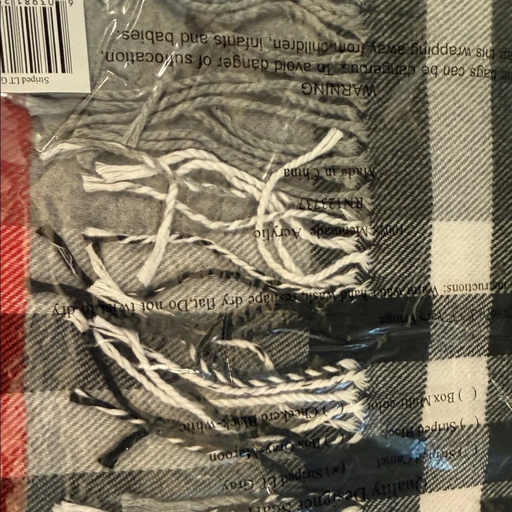 Clara Clark Black Gray and Red Plaid Scarf Brand new Unisex 100% Acrylic